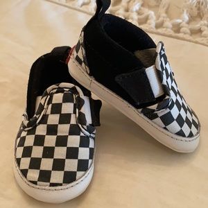 Vans checkered infant shoes